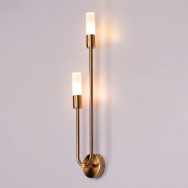 SLEEK & SLENDER WALL LIGHT