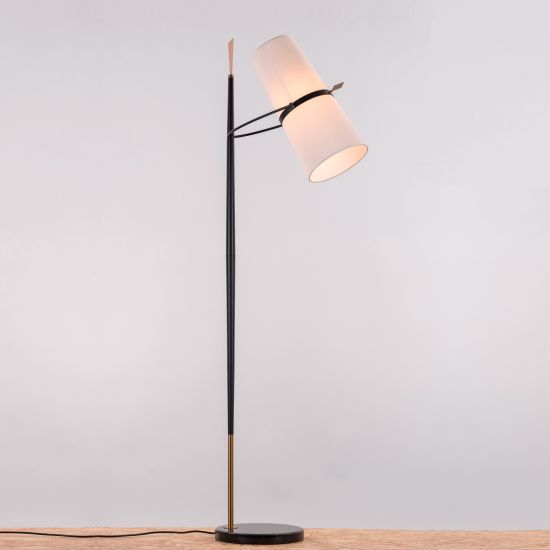 V FLOOR LAMP